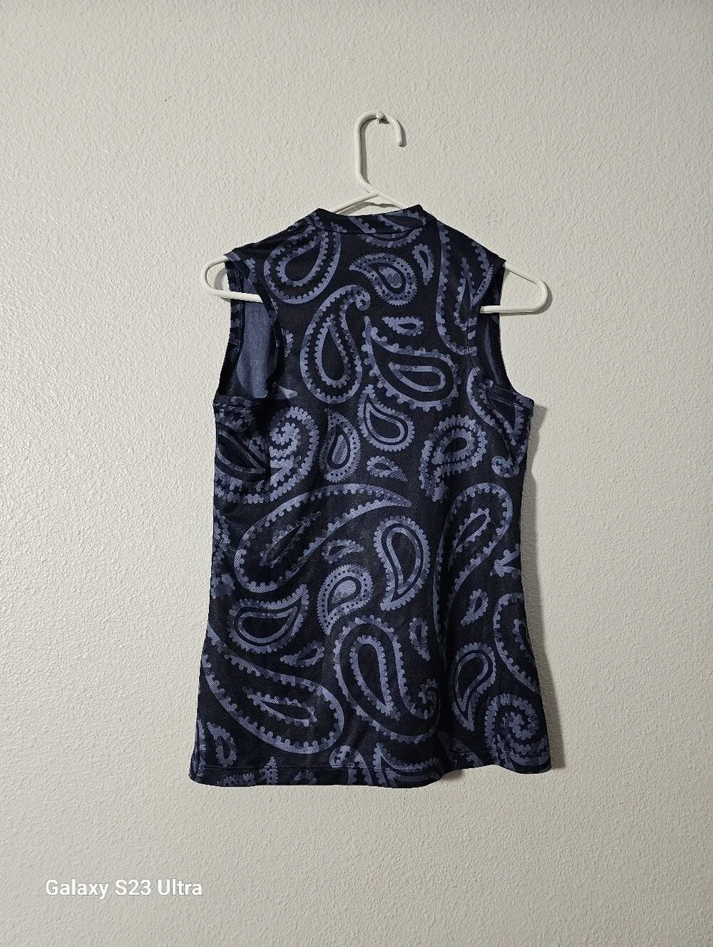 Nike Women's Navy and Light Blue Paisley Tank Top Sz S